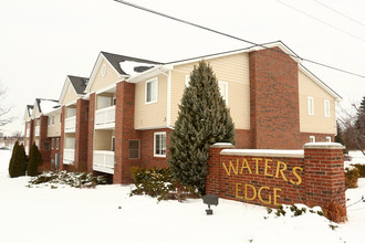 Waters Edge in Brighton, MI - Building Photo - Building Photo