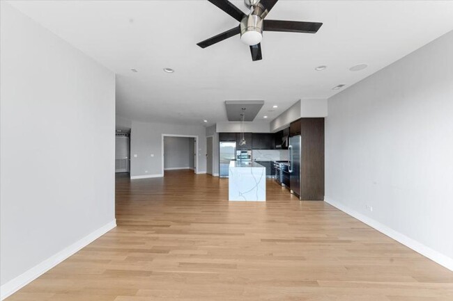 650 N Morgan St in Chicago, IL - Building Photo - Building Photo