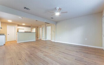 7106 Thannas Way in Austin, TX - Building Photo - Building Photo