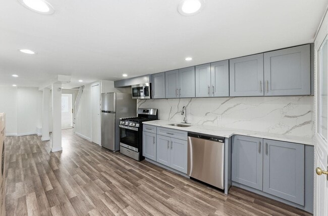 property at 176 Thorne St