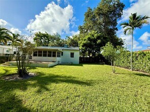 1102 NE 116th St in Biscayne Park, FL - Building Photo - Building Photo