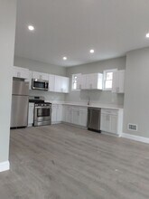 14 W Erie St-Unit -Unit 1 in Albany, NY - Building Photo - Building Photo