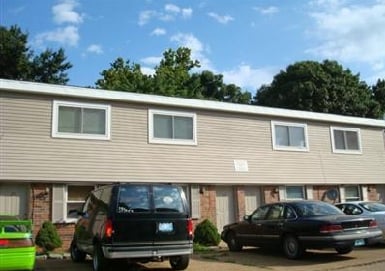 211-214 Crosswinds Dr in Arnold, MO - Foto de edificio - Building Photo