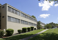 Rolling Hills in Oak Ridge, TN - Foto de edificio - Building Photo