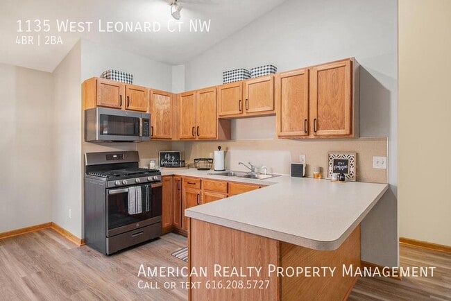 1135 W Leonard Ct in Walker, MI - Building Photo - Building Photo