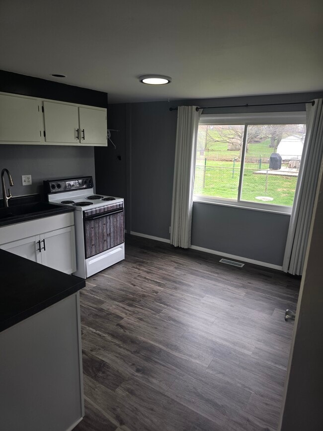 1300 S Colony Dr in Yorktown, IN - Building Photo - Building Photo