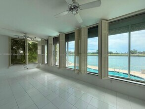 9200 W Bay Harbor Dr in Bay Harbor Islands, FL - Building Photo - Building Photo