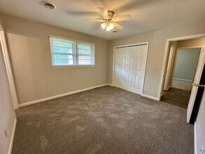3610 Camden Hwy in Dalzell, SC - Building Photo - Building Photo
