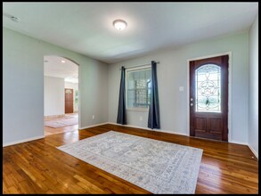 5075 FM 5 in Aledo, TX - Foto de edificio - Building Photo