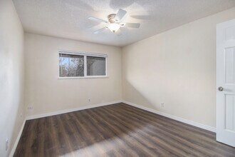 5300 E Cherry Creek S Dr in Denver, CO - Building Photo - Building Photo