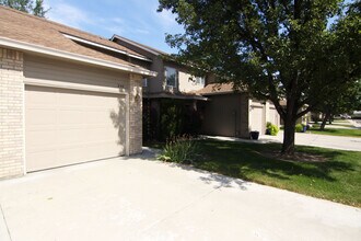 240 E Elwood Ln in Boise, ID - Building Photo - Building Photo