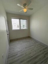 1130 Marseille Dr in Miami Beach, FL - Building Photo - Building Photo