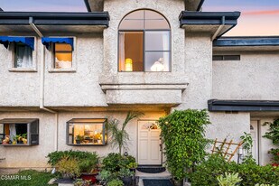 5720 Skyview Way in Agoura Hills, CA - Building Photo