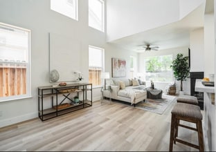 5234 Catanzaro Way in Antioch, CA - Building Photo - Building Photo