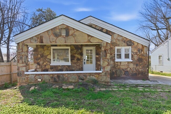 property at 1440 E Locust St