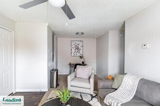 1408 Teasley Ln in Denton, TX - Building Photo - Building Photo