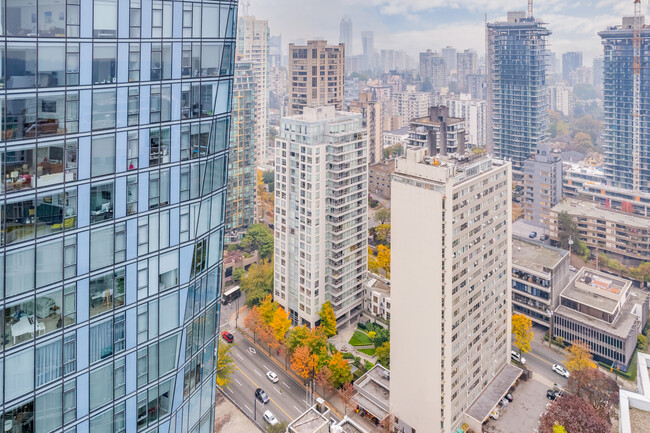 The George in Vancouver, BC - Building Photo - Building Photo