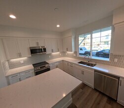 2716 Amora Cir in Santa Rosa, CA - Building Photo - Building Photo