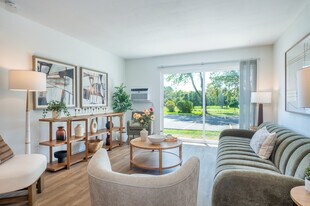 ReNew at the Greens in Fitchburg, WI - Building Photo