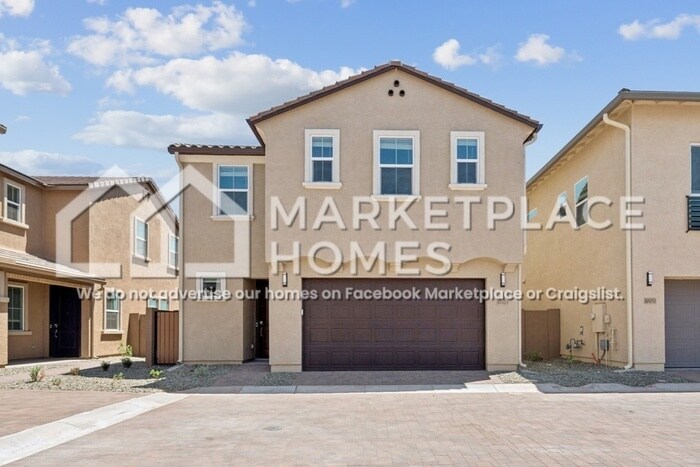 10103 E Ulysses Ave in Mesa, AZ - Building Photo