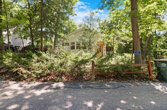 543 Oakwood Trail in Twin Lakes, WI - Building Photo - Building Photo