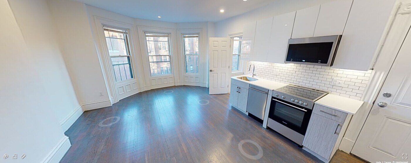 200 Newbury St, Unit newbury st boston in Boston, MA - Building Photo