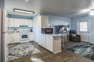260 S Central Ave in Umatilla, FL - Building Photo - Building Photo
