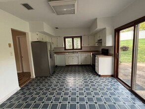 132 Old Milligan Hwy in Johnson City, TN - Building Photo - Building Photo