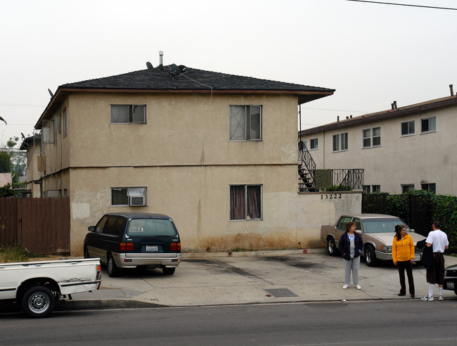 13222 S Vermont Ave in Gardena, CA - Building Photo - Building Photo