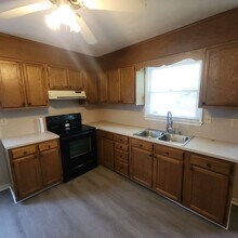 5525 Remington Point Dr in Walkertown, NC - Building Photo - Building Photo