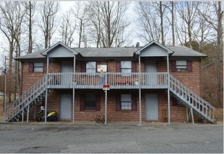 Green Oaks Apartments in Winston-Salem, NC - Building Photo - Building Photo