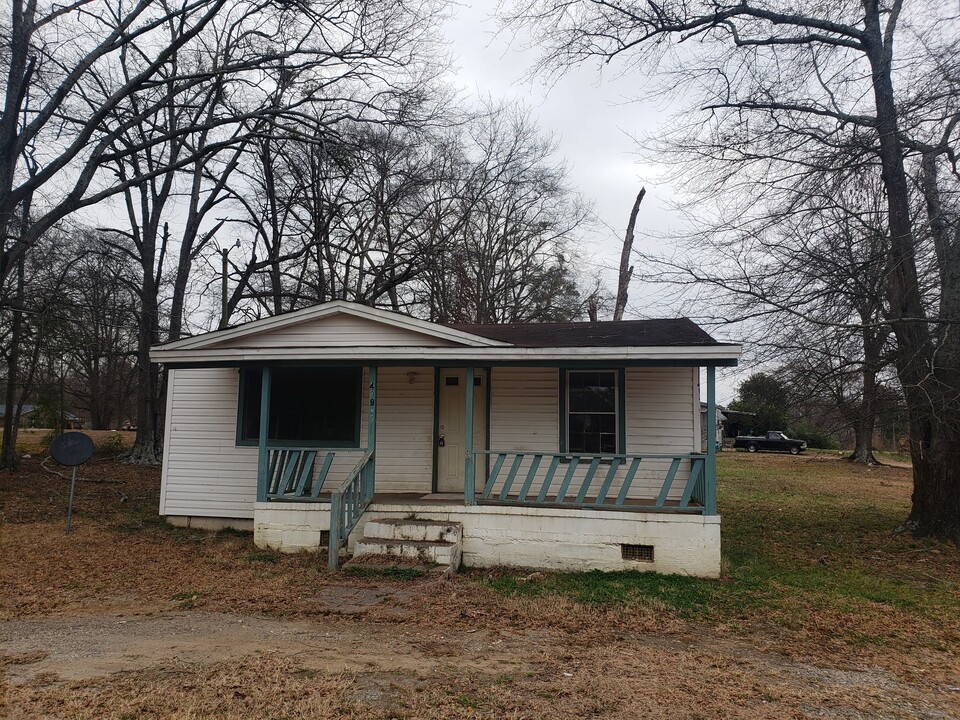 409 Staunton Bridge Rd in Greenville, SC - Building Photo