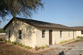 679 E Alfred Ave in Lake Alfred, FL - Building Photo - Building Photo