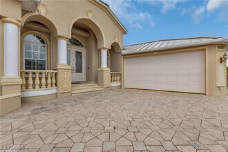 14526 Maysville Cir in Port Charlotte, FL - Building Photo - Building Photo