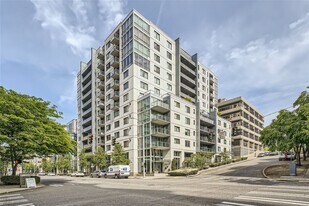 76 Cedar St in Seattle, WA - Building Photo