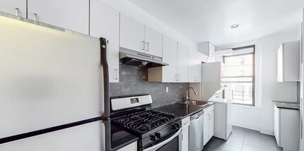 206 W 104th St in New York, NY - Building Photo - Building Photo