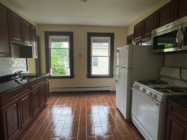 2436 E Main St, Unit 2436 E Main Street