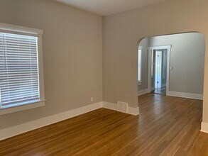 424 W Cheyenne Rd in Colorado Springs, CO - Building Photo - Building Photo
