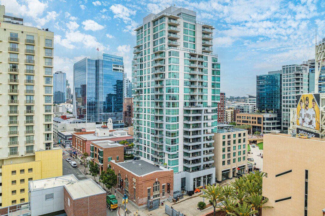The Legend in San Diego, CA - Foto de edificio