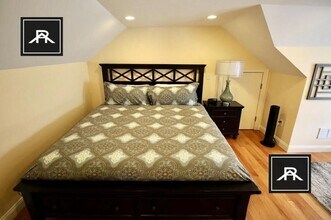 52 Carleton St in Newton, MA - Building Photo - Building Photo