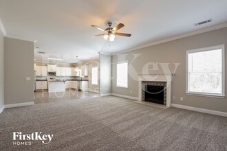 5730 Grant Station Dr in Gainesville, GA - Foto de edificio - Building Photo