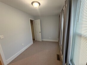 75 Anstice St in Oyster Bay, NY - Building Photo - Building Photo