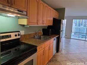 1655 Makaloa St in Honolulu, HI - Building Photo - Building Photo