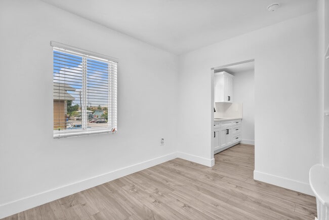 1801 SW 5th St, Unit #1 in Miami, FL - Foto de edificio - Building Photo