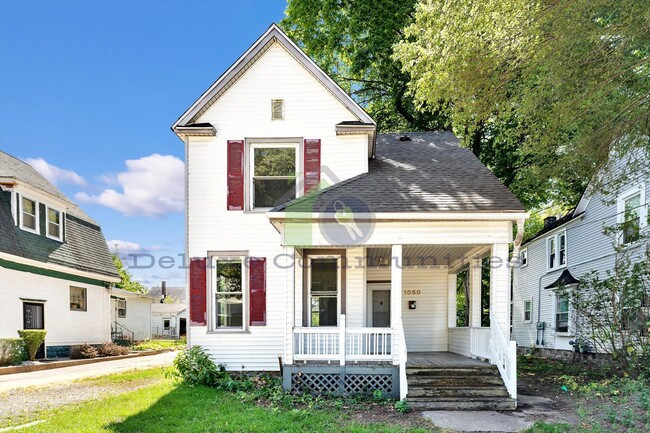 property at 1050 Thomas St SE