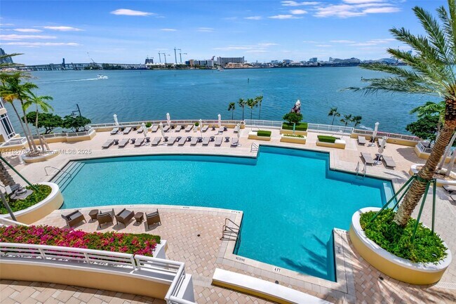 property at 848 Brickell Key Dr