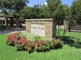 5720 Cedar Creek Dr in Benbrook, TX - Building Photo