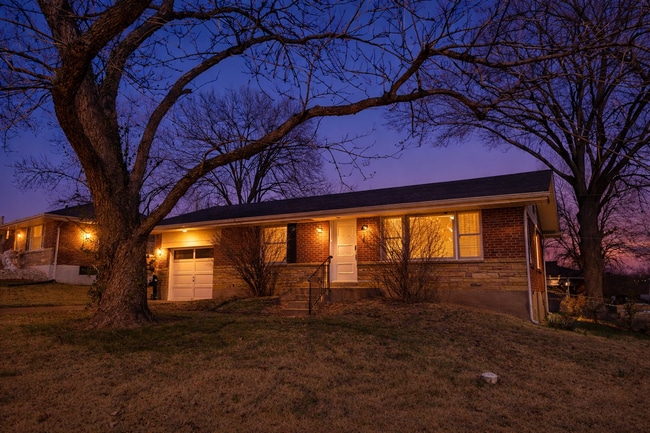 property at 9712 Griffin Dr