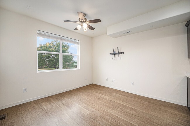 9790 Clermont Ln in Thornton, CO - Foto de edificio - Building Photo