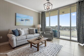 2060 Beach Blvd, Unit 707 in Biloxi, MS - Building Photo - Building Photo